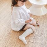 1 8 thn kaos kaki panjang ruffle bayi anak impor newborn socks perempuan catalog nmbb fax 1 4 1.jpeg